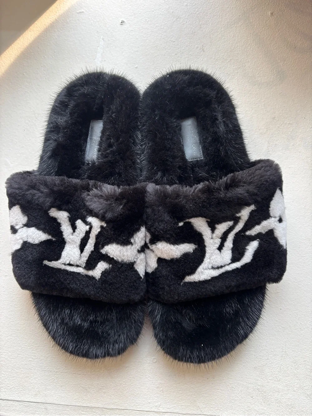 Louis Vuitton Black and White Faux-Fur Slide Slippers